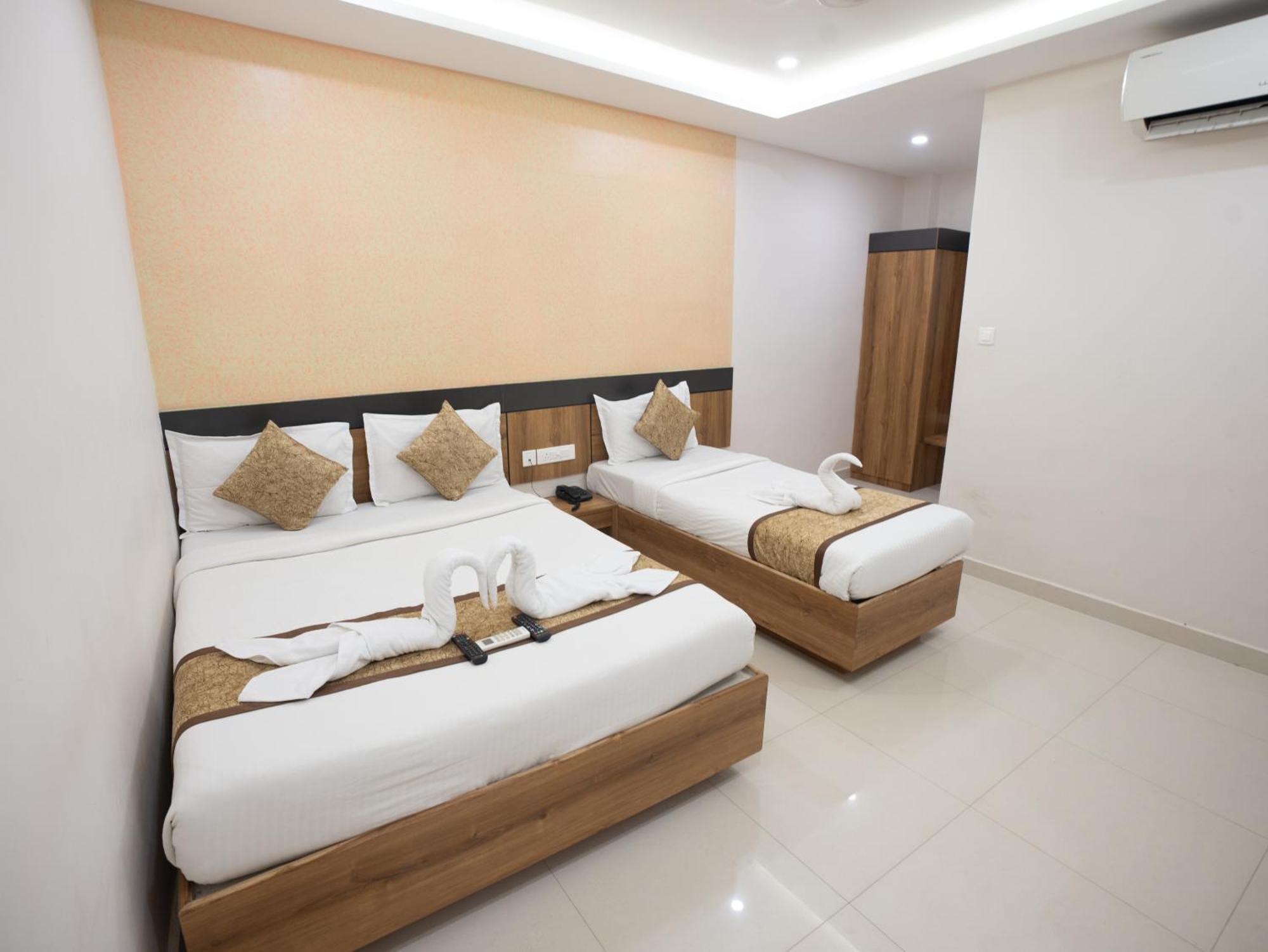Grand Oliver Chennai Exterior photo