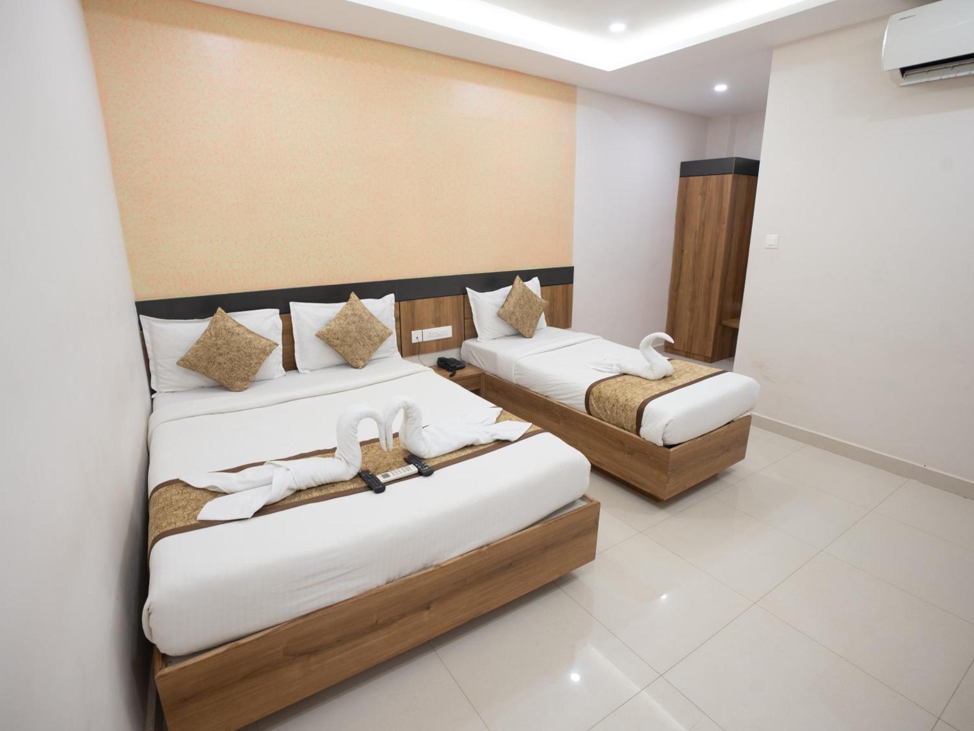 Grand Oliver Chennai Exterior photo